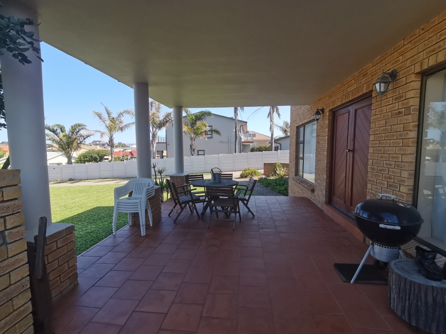 4 Bedroom Property for Sale in Bayview Western Cape